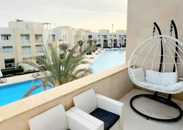 Sea View Penthouse, Rooftop Jacuzzi & Free And Pool Access - Mangrove El Gouna * Hurgada