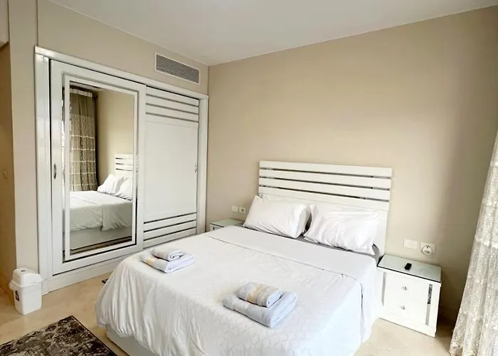 Sea View Penthouse, Rooftop Jacuzzi & Free And Pool Access - Mangrove El Gouna Daire Hurgada