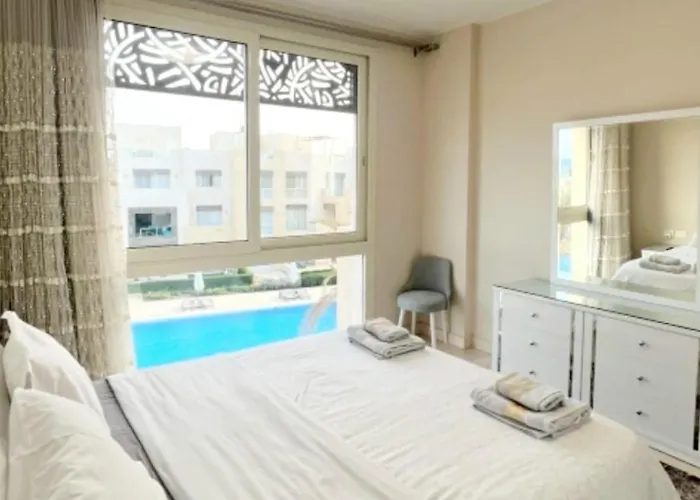 Daire Sea View Penthouse, Rooftop Jacuzzi & Free And Pool Access - Mangrove El Gouna Hurgada
