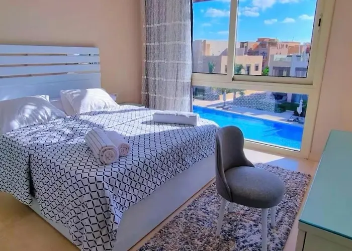 Sea View Penthouse, Rooftop Jacuzzi & Free And Pool Access - Mangrove El Gouna * Hurgada